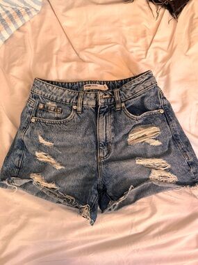 Garage Distressed Mom Jean Shorts